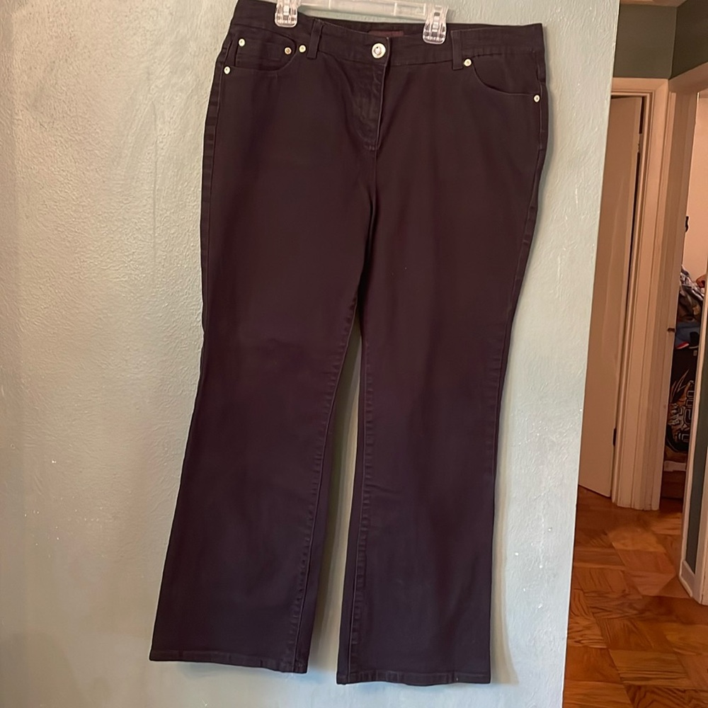 Women’s Dana Buchman Signature Black Jeans  Size 16